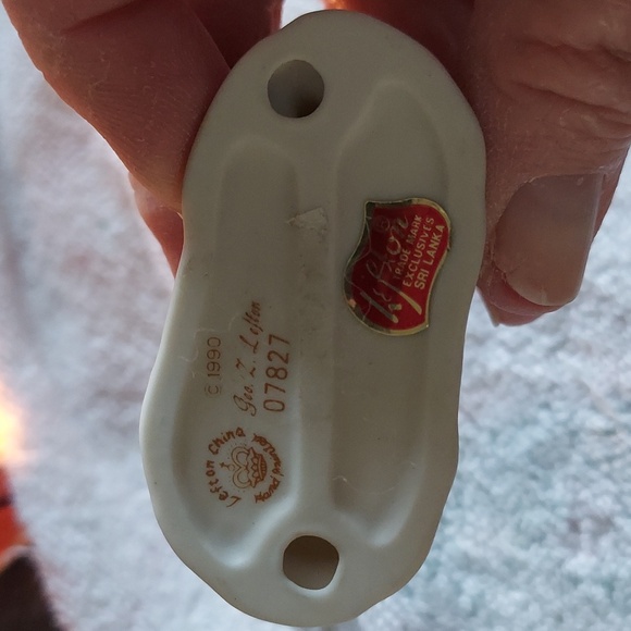 G Z Lefton Figurines and Holiday Village Set - Picture 13 of 17